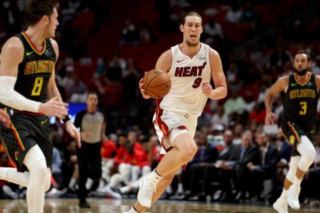 开云体育app-【3.19流言汇总】火箭索要勇士怀斯曼 洛里将留队